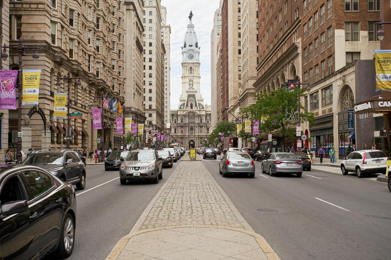 Sonder Liberty Place Philadelphia Exterior photo