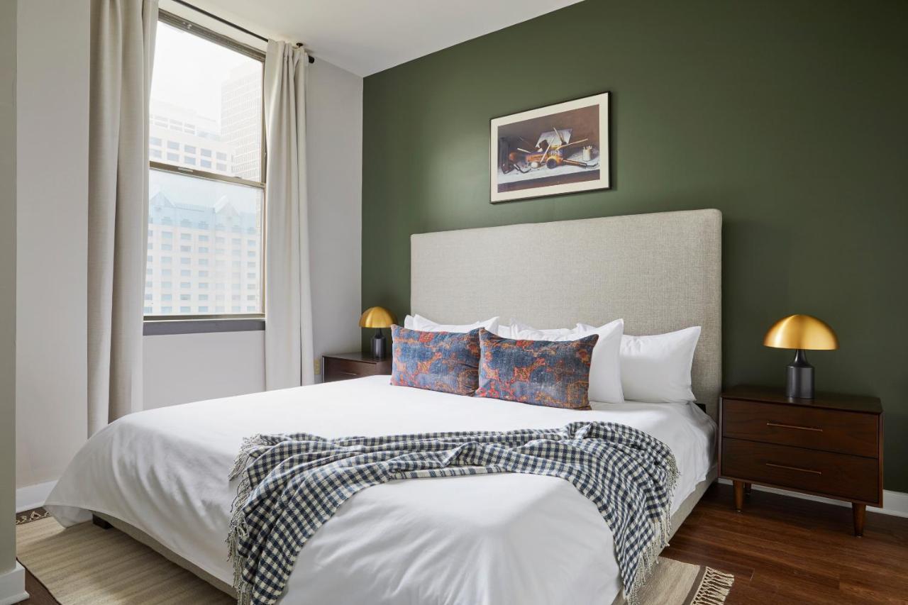 Sonder Liberty Place Philadelphia Exterior photo